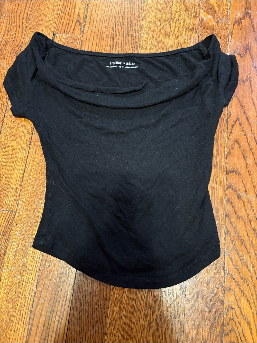 silence + noise Black Off-Shoulder Crop Top